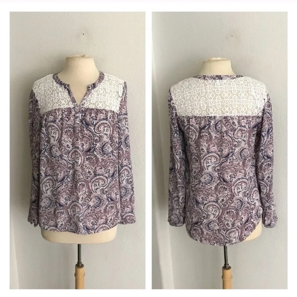Daniel Rainn Tops - 🆑CLOSET CLOSING Daniel Rainn paisley blouse